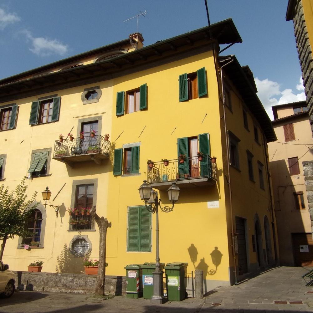 3 Bedroom Semi Detached House For Sale In Tuscany Lucca Barga Italy