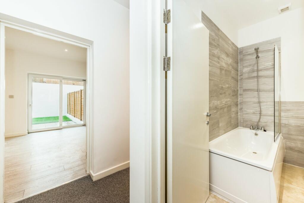 Additional property image - Campbell Road, Croydon, CR0