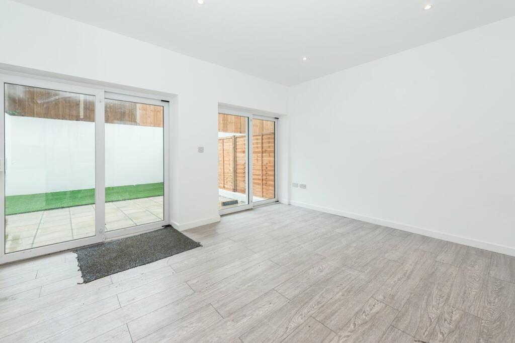 Additional property image - Campbell Road, Croydon, CR0