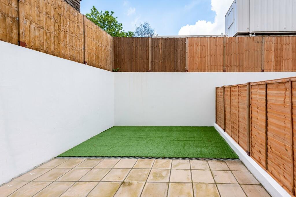 Additional property image - Campbell Road, Croydon, CR0