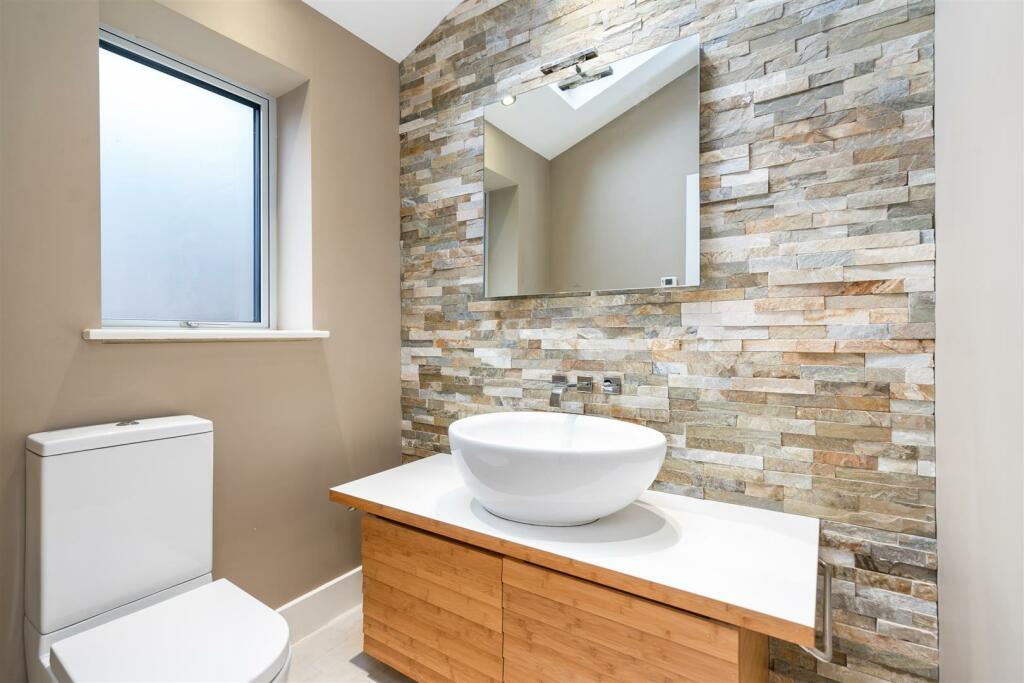 Additional property image - Dingle Lane, Solihull, B91
