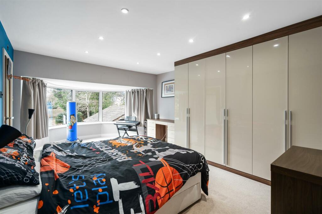 Additional property image - Dingle Lane, Solihull, B91