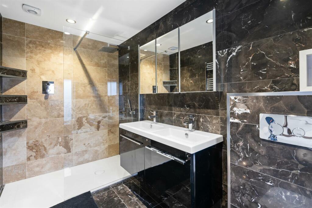 Additional property image - Dingle Lane, Solihull, B91
