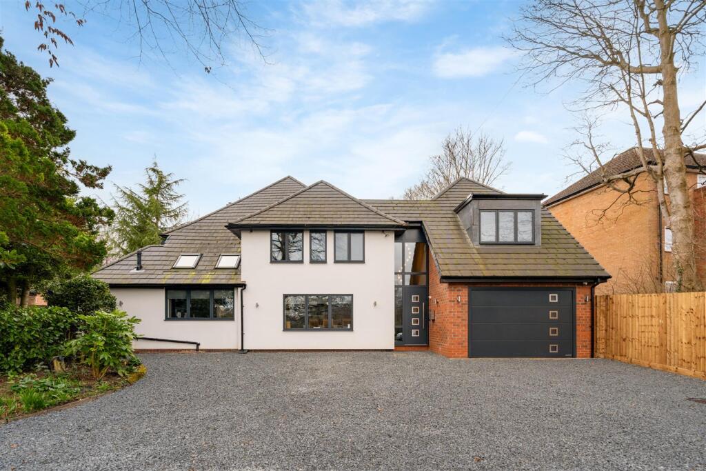 Main image of property: Dingle Lane, Solihull, B91