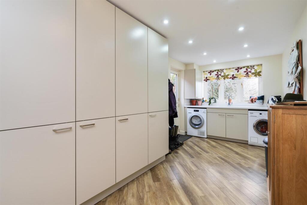 Additional property image - Brueton Avenue, Solihull, B91