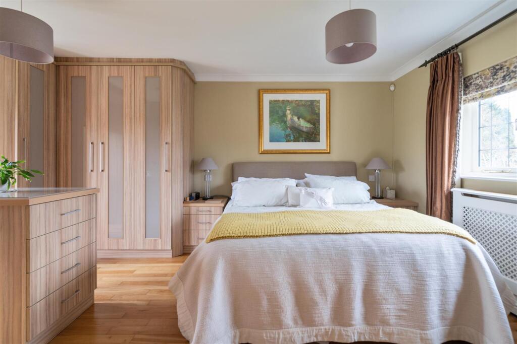Additional property image - Brueton Avenue, Solihull, B91