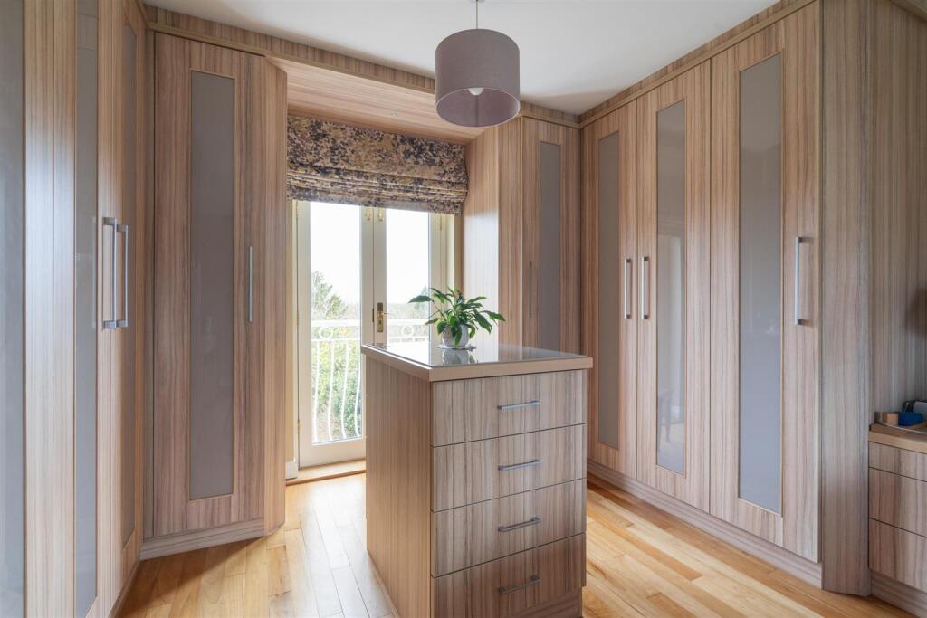 Additional property image - Brueton Avenue, Solihull, B91