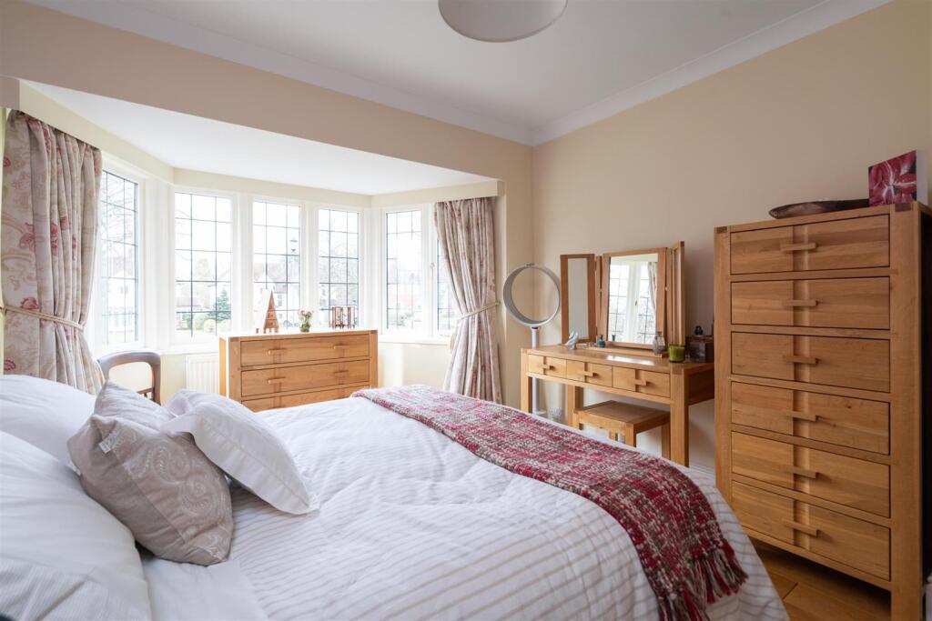 Additional property image - Brueton Avenue, Solihull, B91