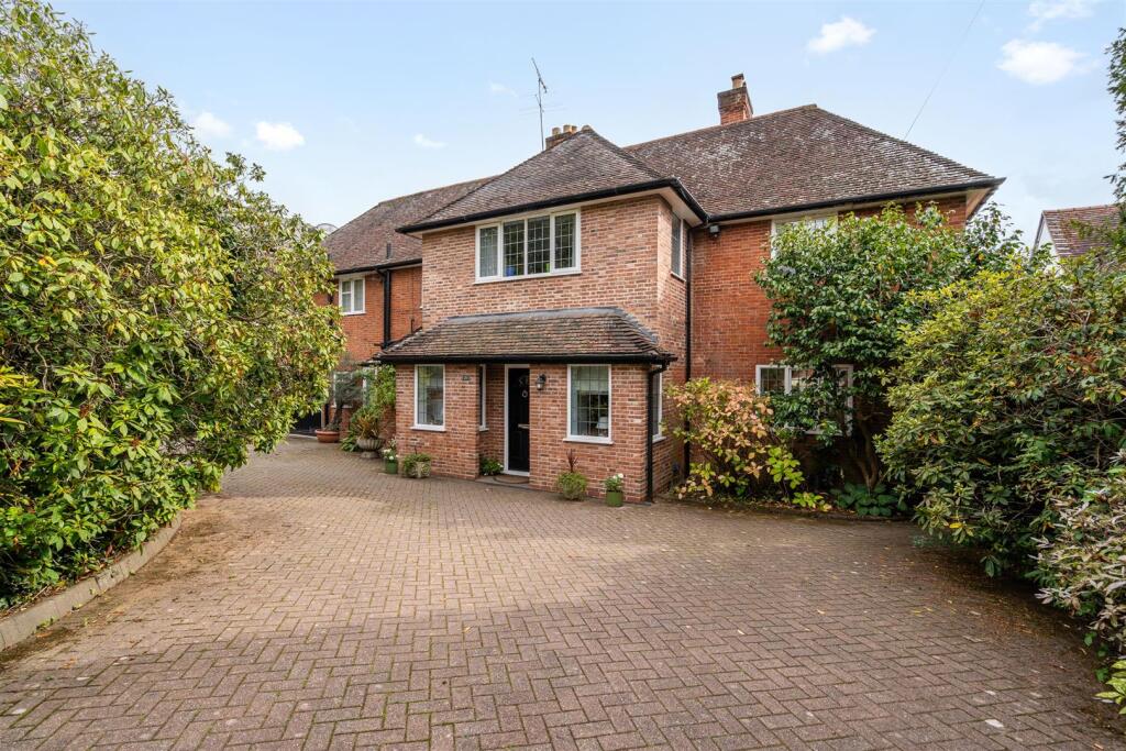 Main image of property: Temple Road, Dorridge, Solihull
