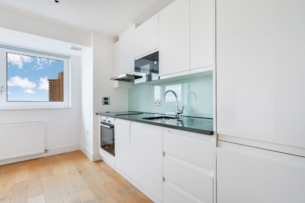 Main image of property: Edridge Road, Croydon, London, CR0