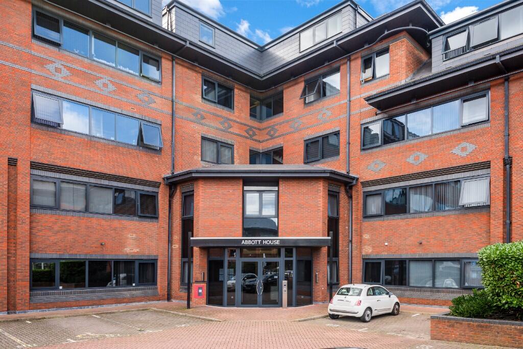 Main image of property: Abbott House, Everard Close, St. Albans, AL1