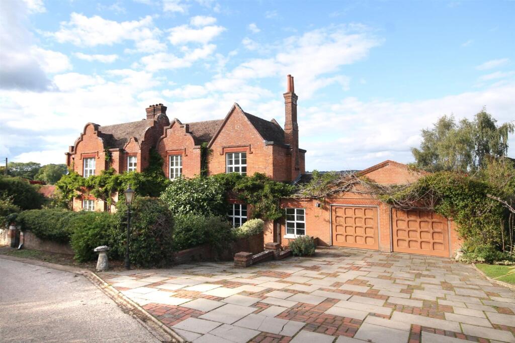 Main image of property: DORKING RH4
