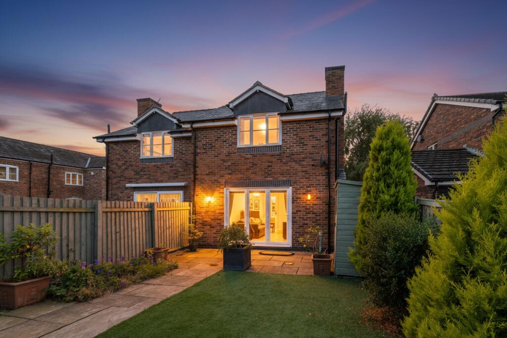 Main image of property: The Ridgeway, Tarvin, CH3