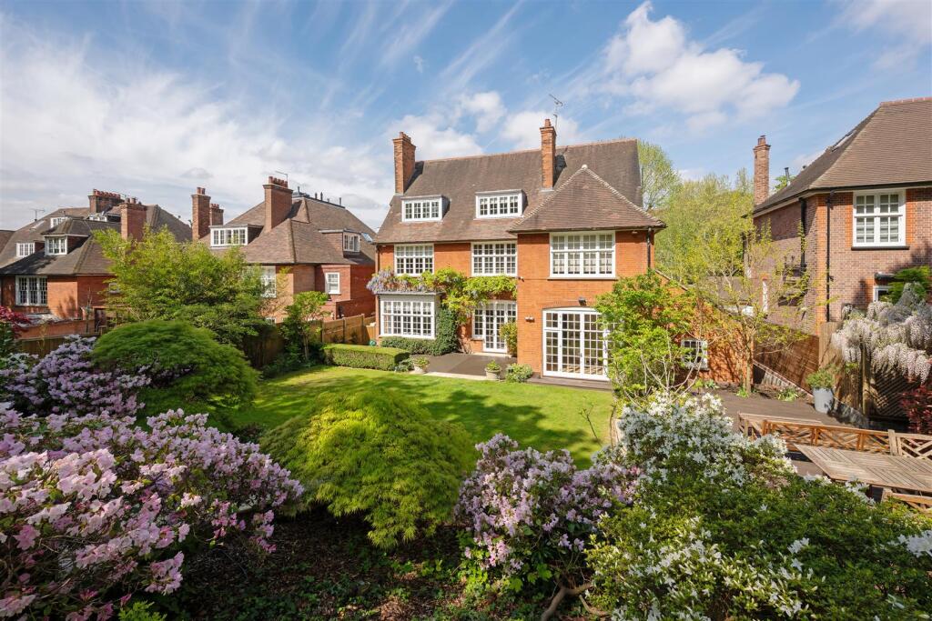 Main image of property: Heath Drive, Hampstead, NW3