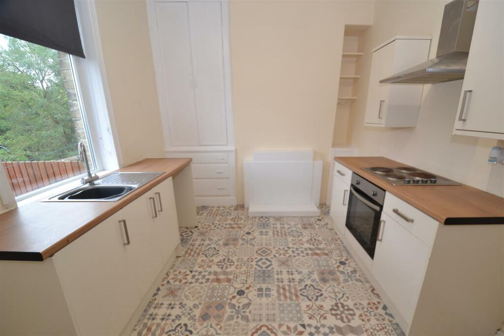 Additional property image - Bradford Road, Oakenshaw