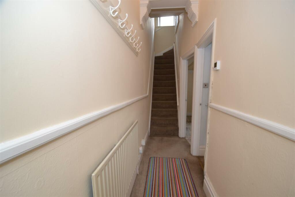 Additional property image - Bradford Road, Oakenshaw