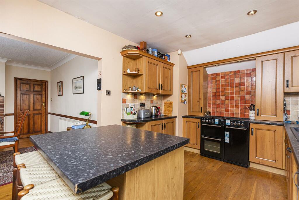 Additional property image - Raikes Lane, East Bierley, Bradford