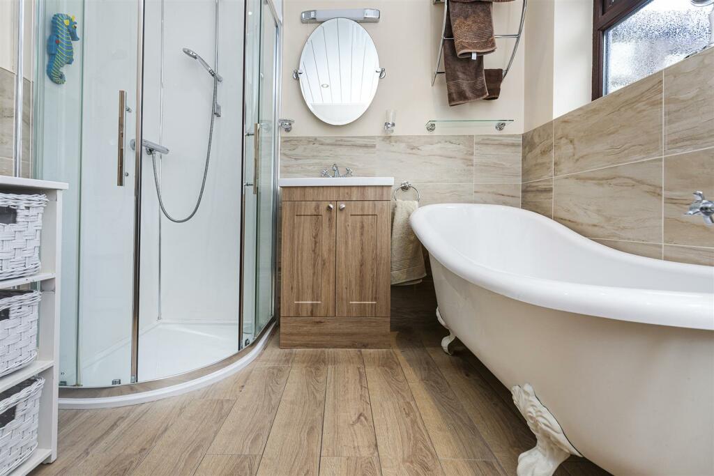 Additional property image - Raikes Lane, East Bierley, Bradford