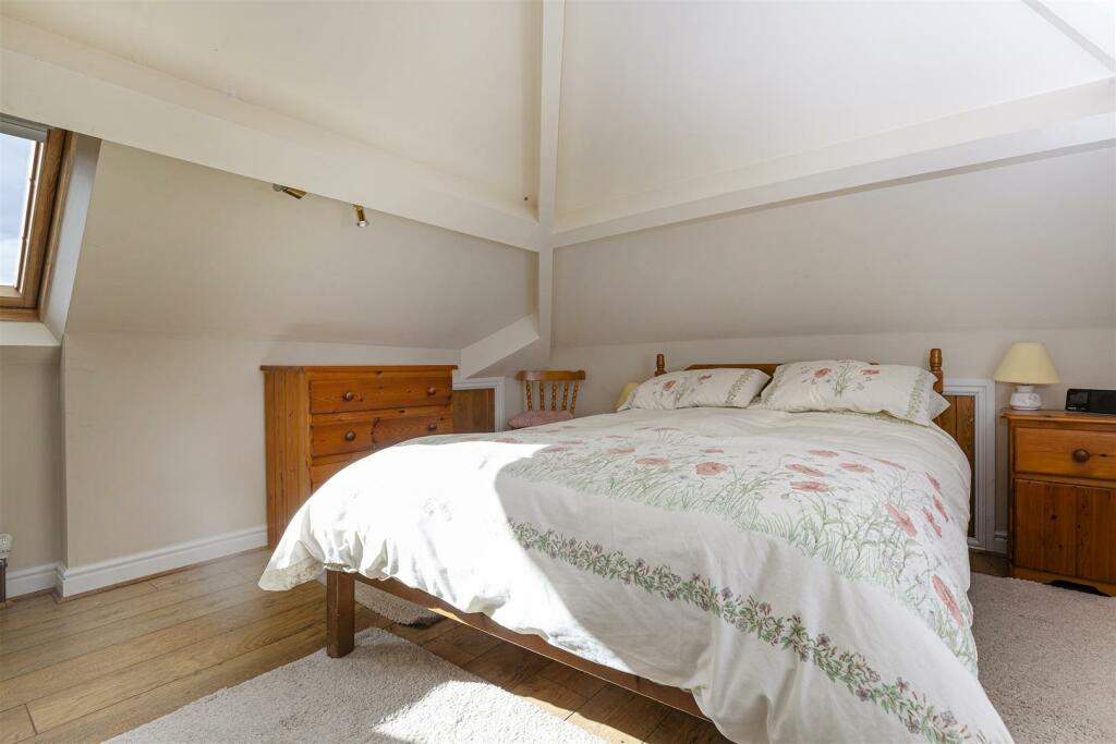 Additional property image - Raikes Lane, East Bierley, Bradford
