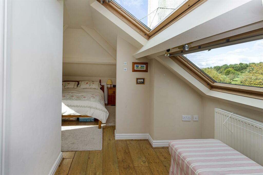 Additional property image - Raikes Lane, East Bierley, Bradford