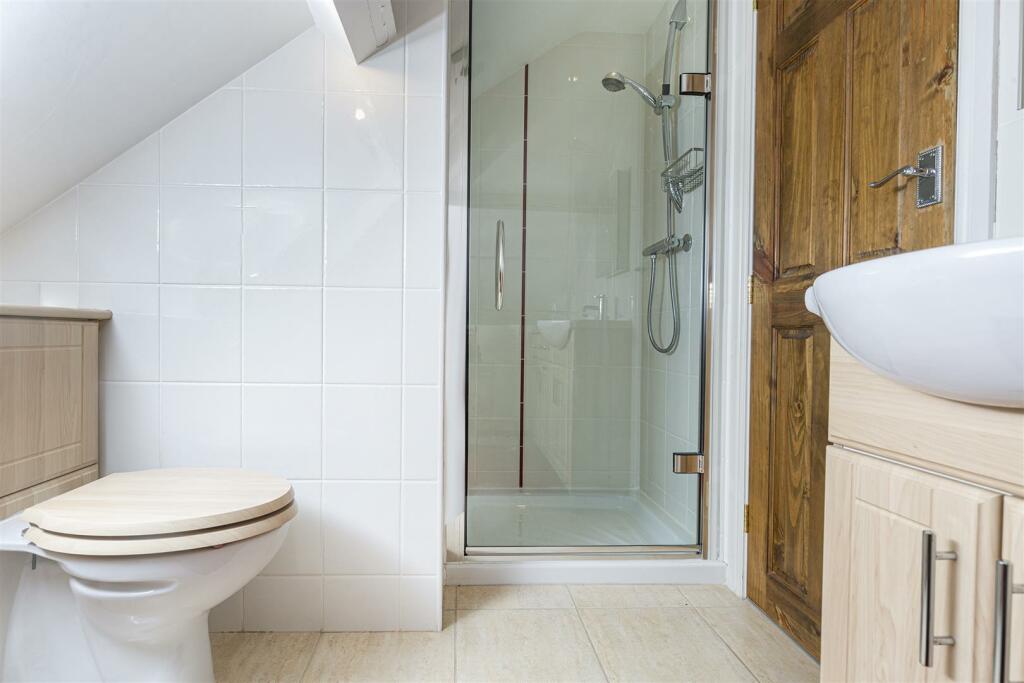 Additional property image - Raikes Lane, East Bierley, Bradford