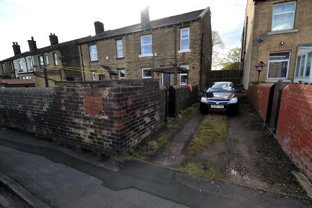 Additional property image - Brighton Terrace, Scholes, Cleckheaton