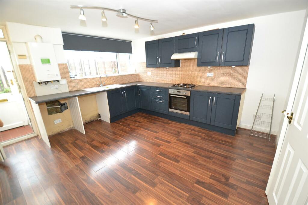 Additional property image - Eskdale Rise, Allerton, Bradford