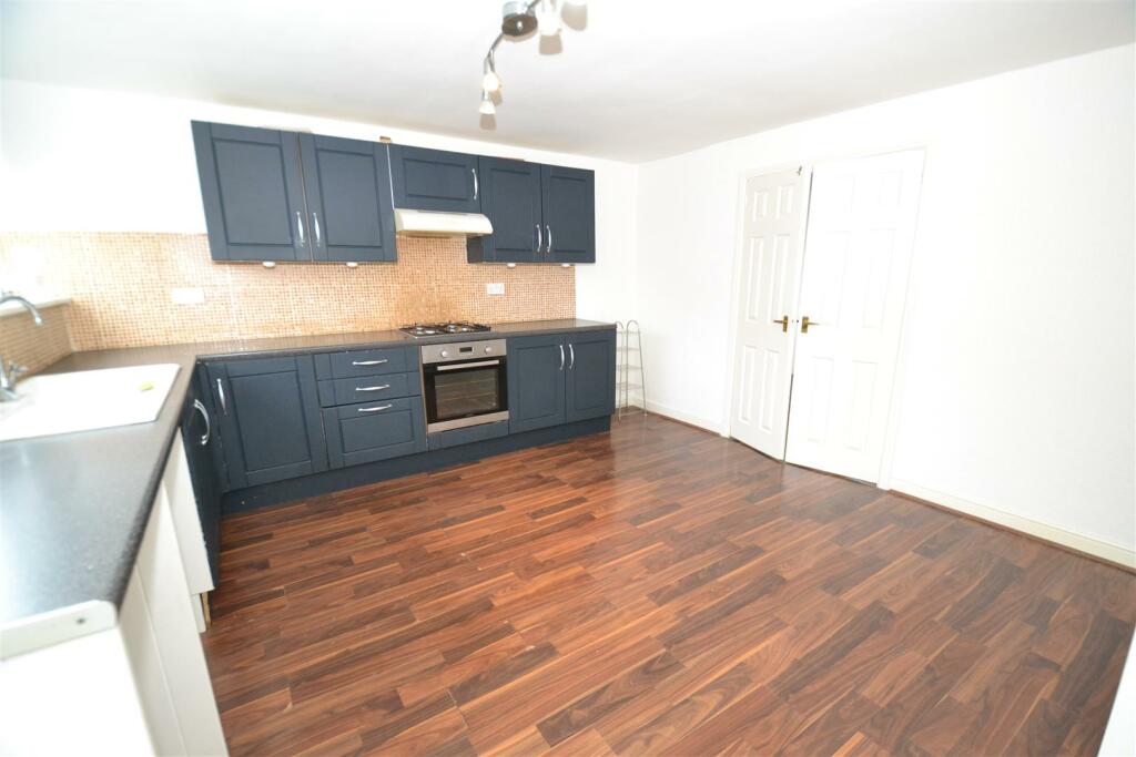Additional property image - Eskdale Rise, Allerton, Bradford