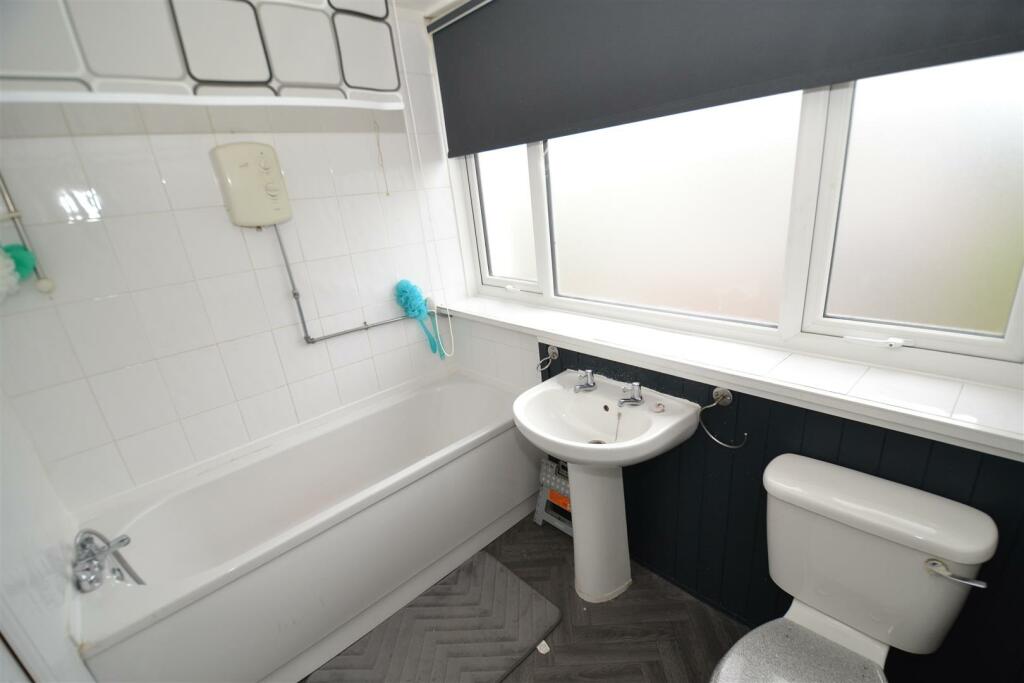 Additional property image - Eskdale Rise, Allerton, Bradford