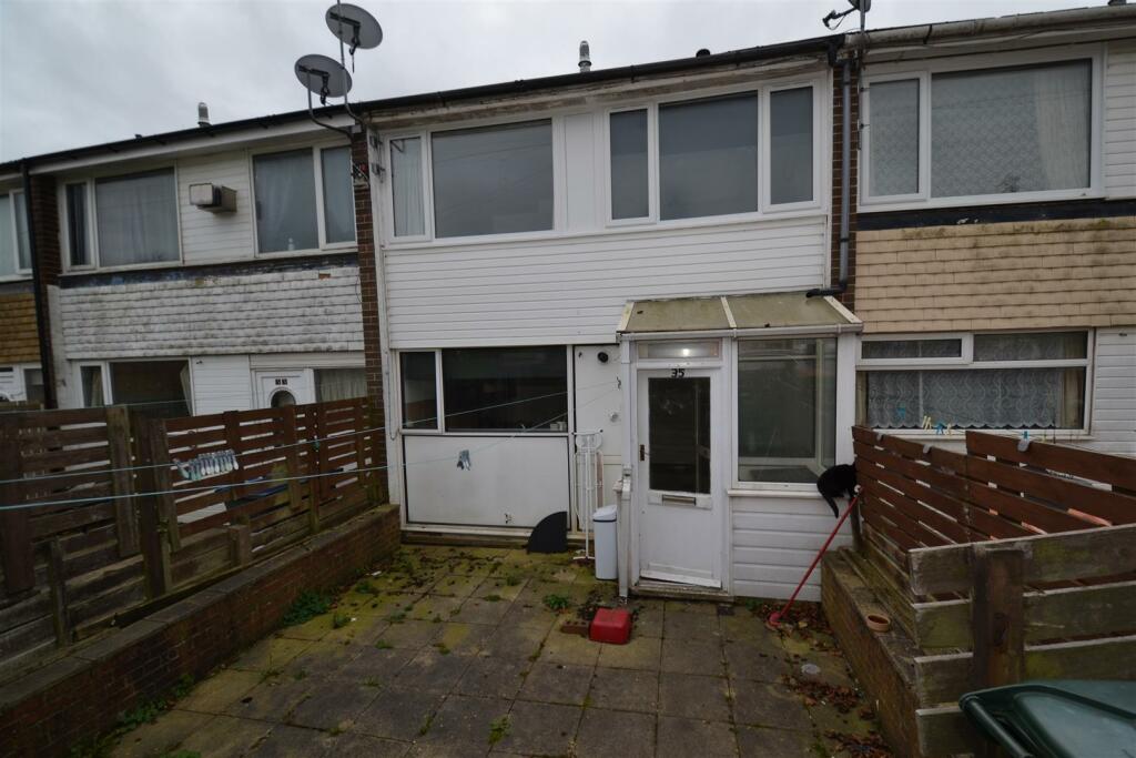 Additional property image - Eskdale Rise, Allerton, Bradford