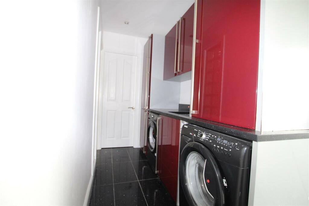 Additional property image - Heatherside, Baildon, Shipley