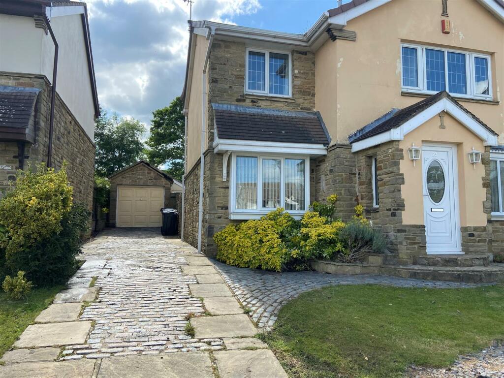 Additional property image - Heatherside, Baildon, Shipley