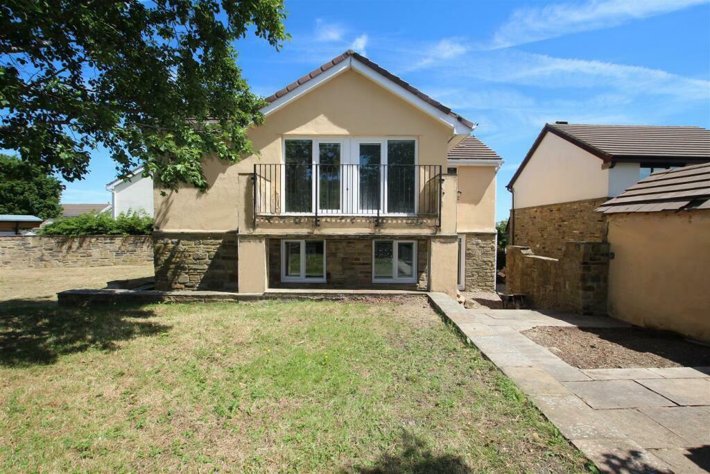 Additional property image - Heatherside, Baildon, Shipley