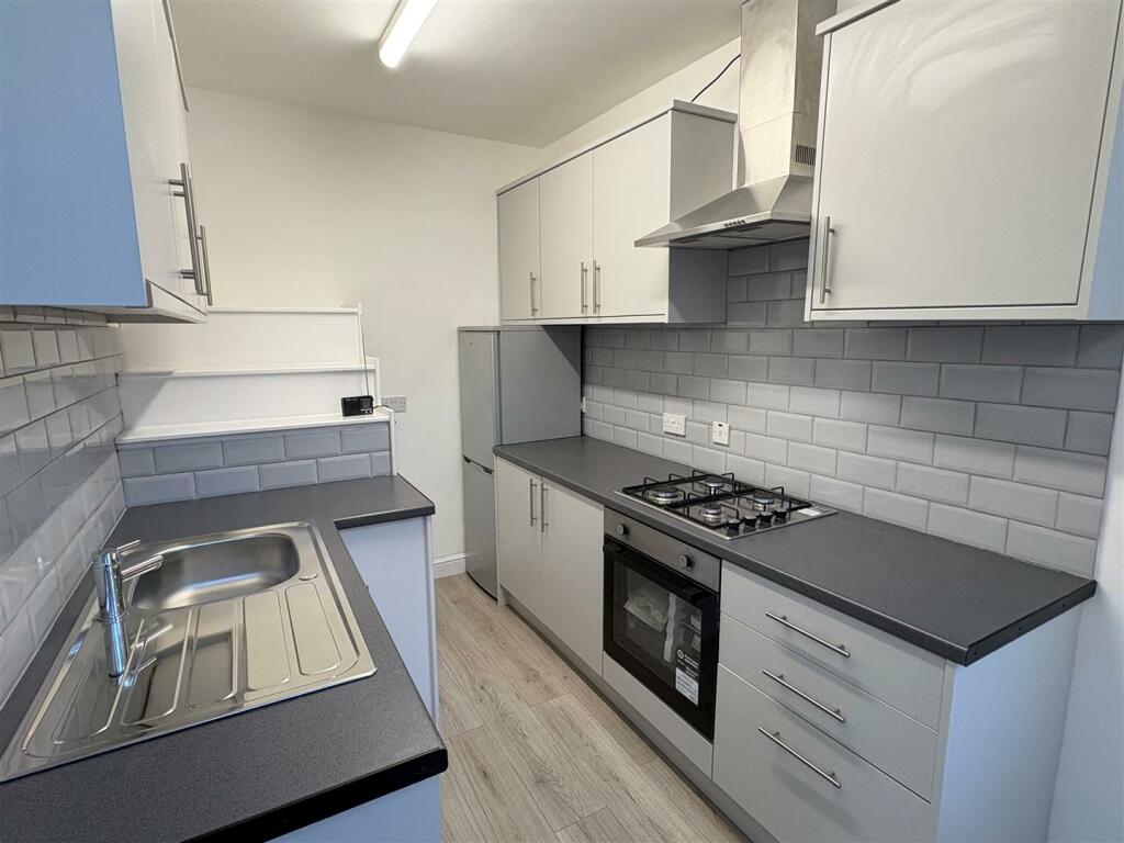 Additional property image - Ivy Bank, Wyke, Bradford