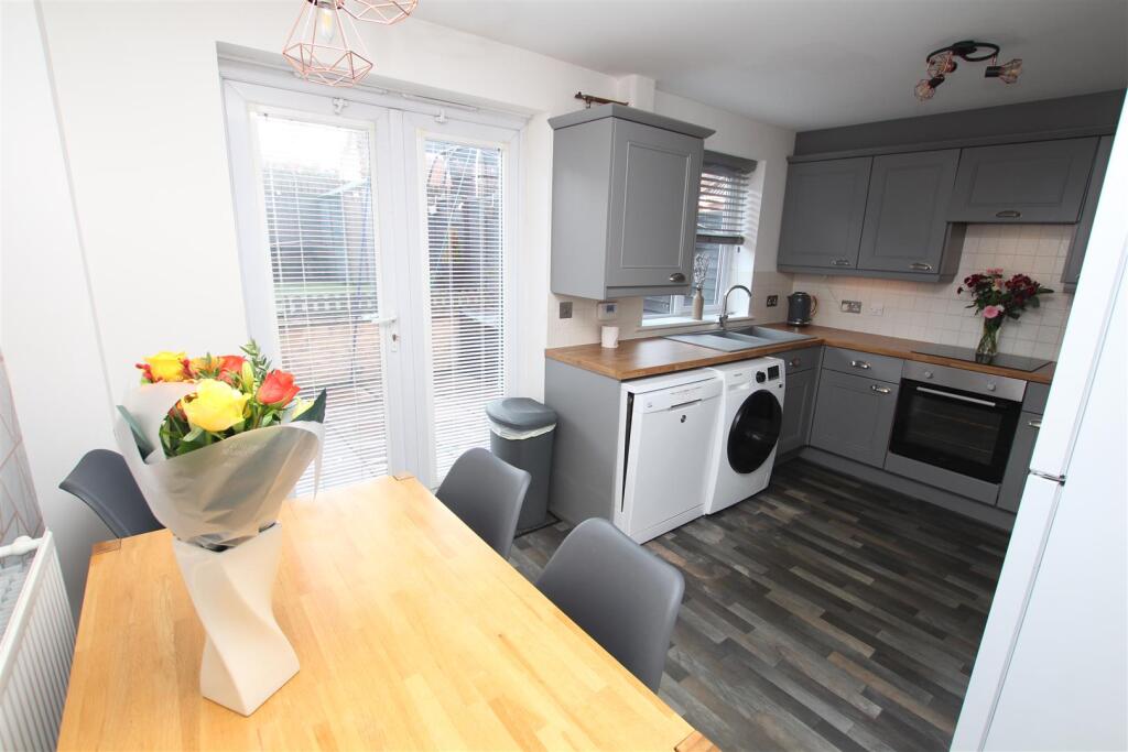 Additional property image - Manor Park Road, Cleckheaton