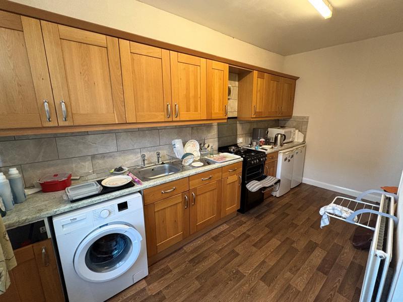 Additional property image - Whitechapel Road, Cleckheaton