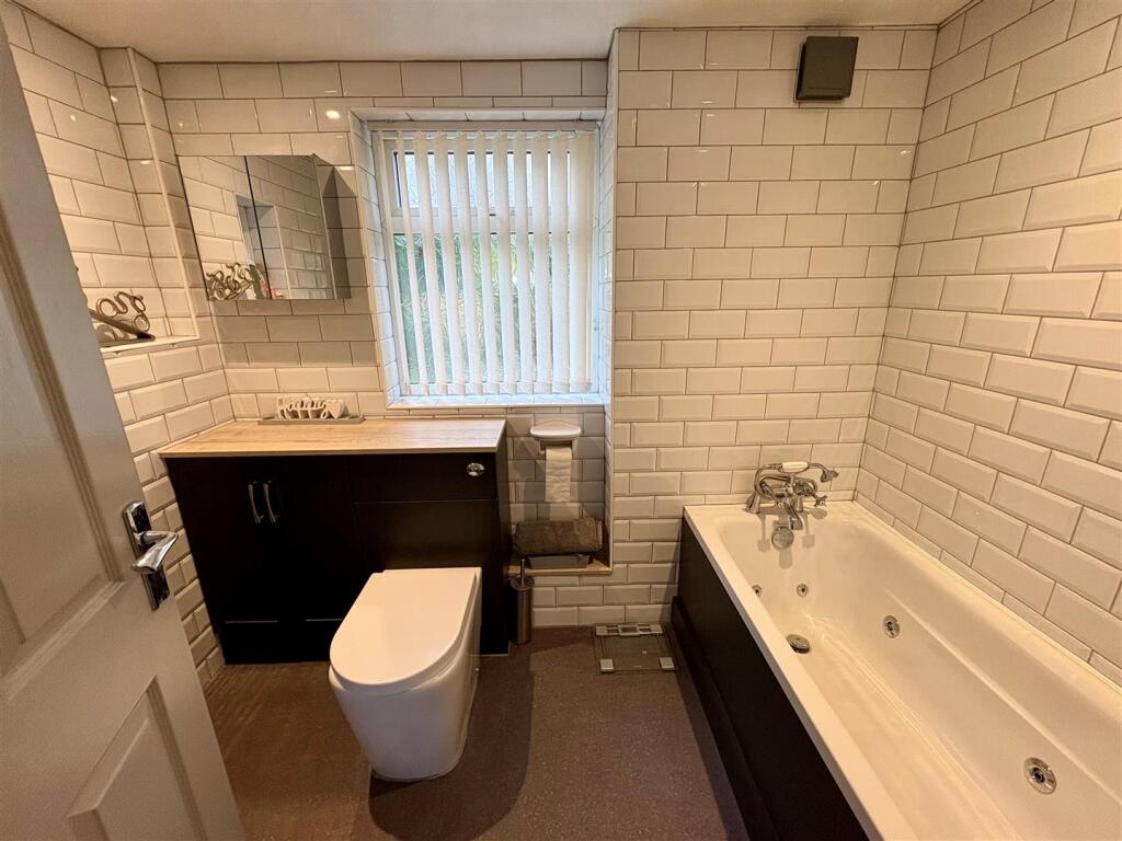 Additional property image - Bolland Buildings, Low Moor, Bradford