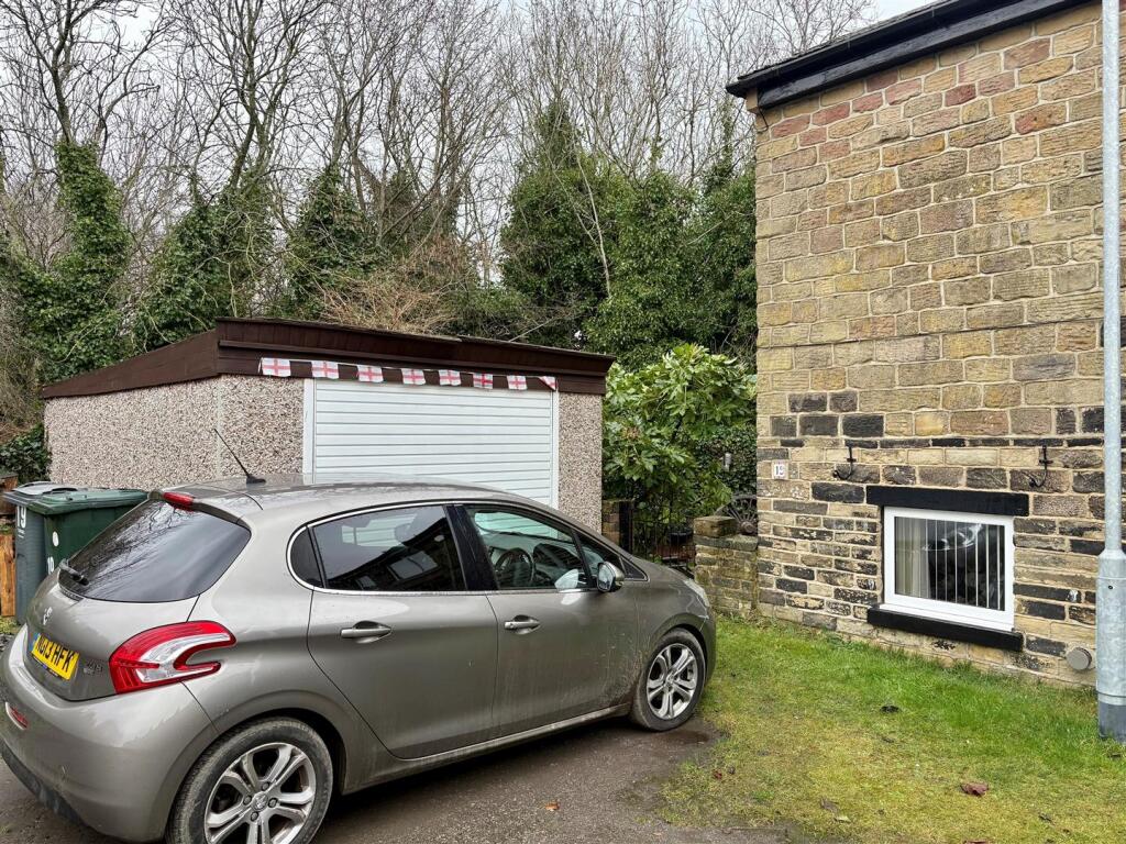 Additional property image - Bolland Buildings, Low Moor, Bradford