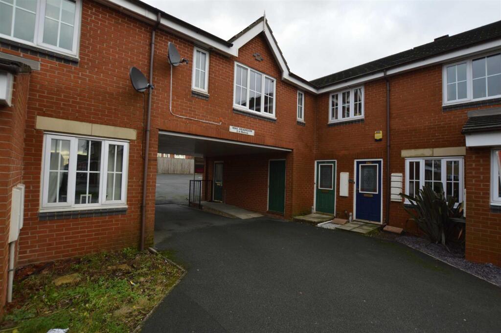 Main image of property: Lime Vale Way, Bradford