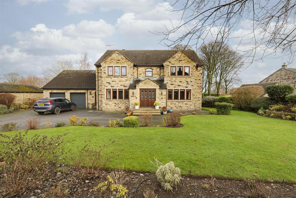 Main image of property: Latham Lane, Gomersal, Cleckheaton