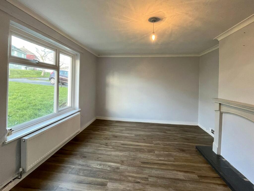 Terraced to rent on Coombs Drive, Milford Haven, Pembrokeshire, SA73