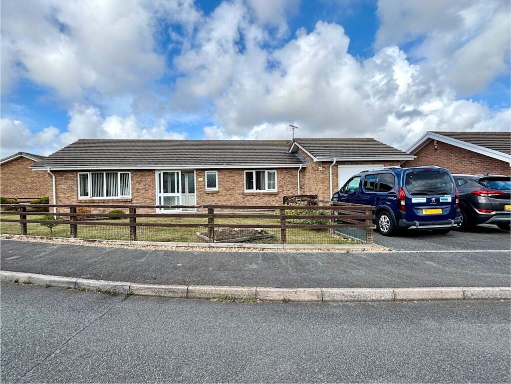 Main image of property: Skomer Drive, Milford Haven, Pembrokeshire, SA73