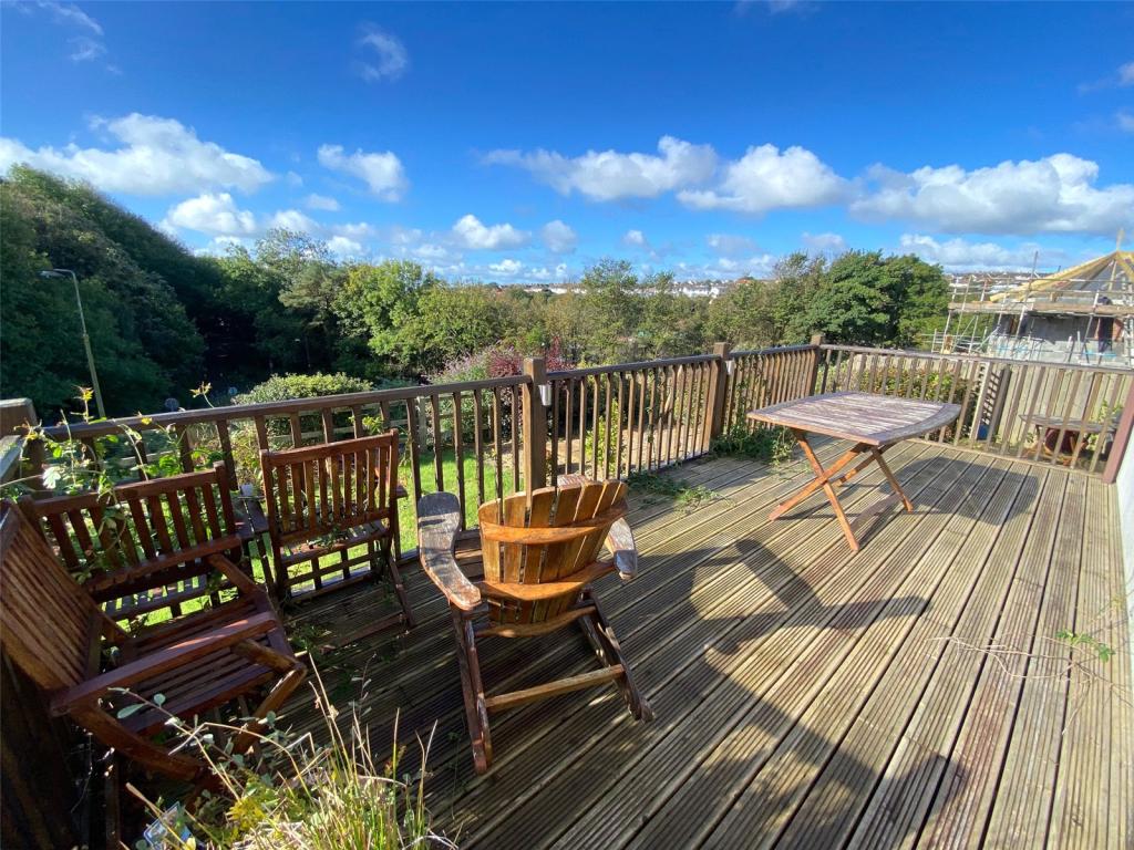 4 bedroom detached house for sale in Castle Hall Drive, Blackbridge