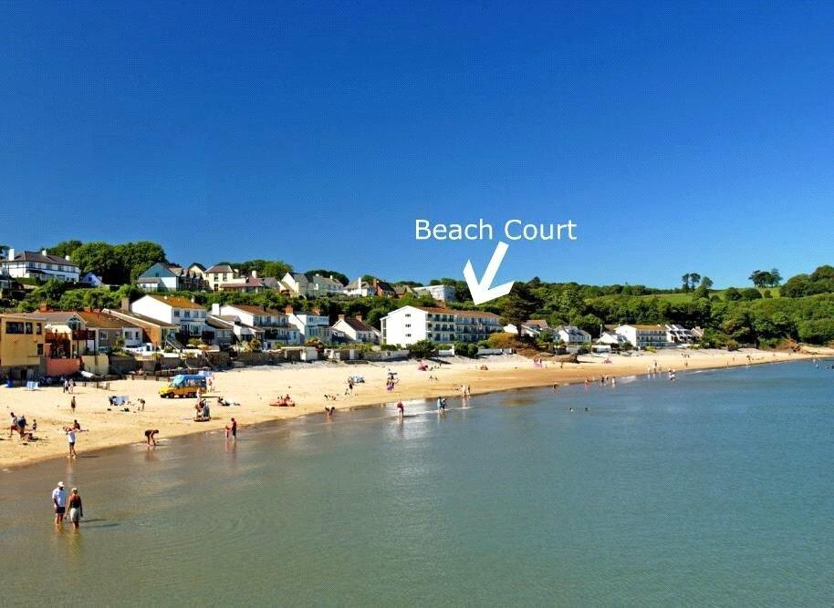 1 bedroom ground floor flat for sale in The Strand, Saundersfoot