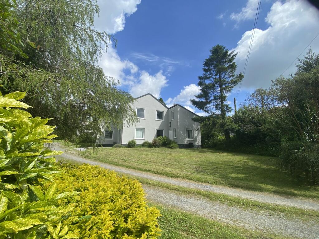 3 bedroom detached house for sale in Templeton, Narberth, Pembrokeshire