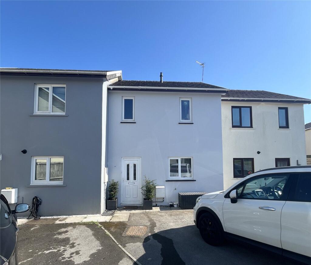 Main image of property: Park Avenue, Kilgetty, Pembrokeshire, SA68