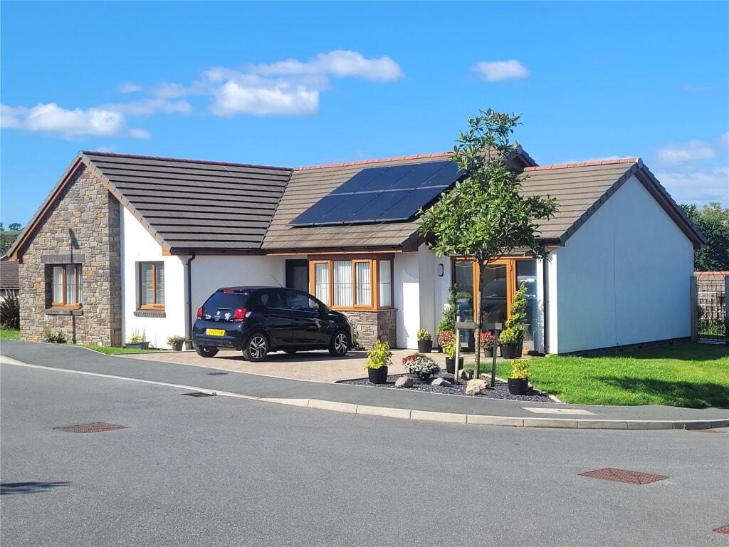 Main image of property: Potters Grove, Templeton, Narberth, Pembrokeshire, SA67