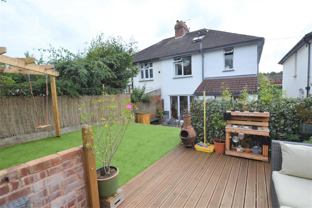 3 bedroom semidetached house for sale in Honiton Road, EXETER, EX1