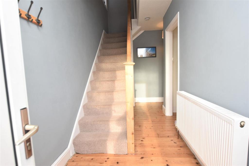 3 bedroom semidetached house for sale in Honiton Road, EXETER, EX1