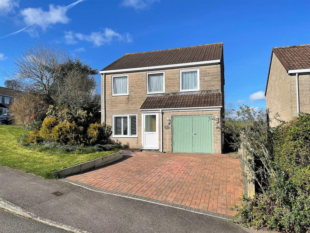 4 bedroom detached house for sale in Peterborough Road, Exwick, Exeter, EX4